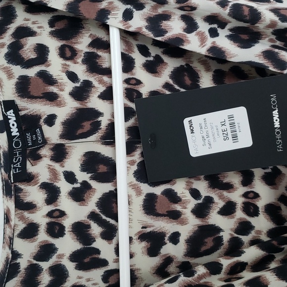 Sexy satin Leopard print mini dress NWT size XL - Picture 4 of 5
